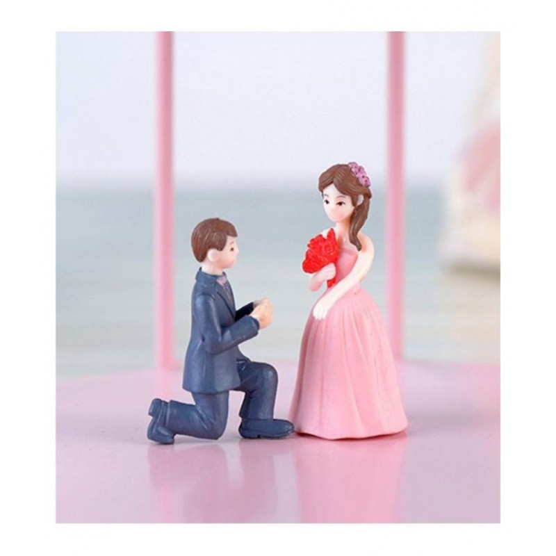 Chocozone Multicolour Resin Figurines - Pack of 1