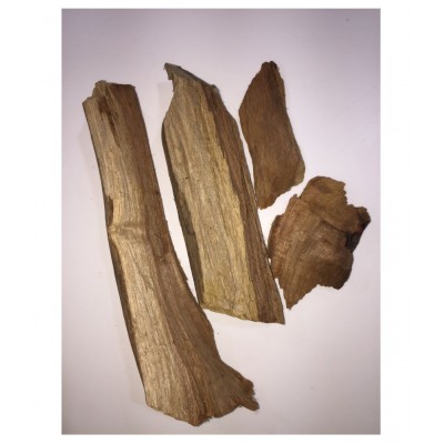 Desiilaaz VIJAYSAR / PTEROCARPUS MARSUPIUM Raw Herbs 900 gm Pack Of 1