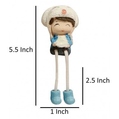 HOMETALES Resin Love Couple Family Showpiece/ Figurine--7.5 Inch