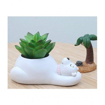 Home Artists White Polyresin Handicraft Showpiece - Pack of 1