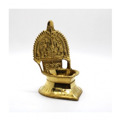 JDS PUJA ARTICLES Traditional Brass Kamatchi Vilaku/Kamakshi Devi Maa Diya/Oil Lamp, Golden (Weight:200g)