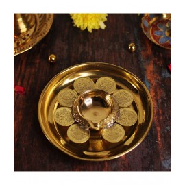 JDS Puja Articles Brass Lakshmi Kubera Villaku - Lamp with Plate (8 coins p) JDS Puja Articles Brass Lakshmi Kubera Villaku - Lamp with Plate (8 coins p)