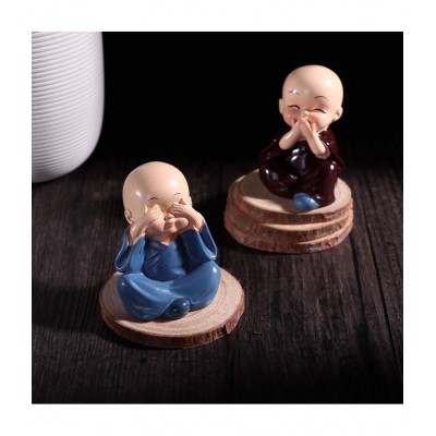 Leavess Monk Buddha Resin Buddha Idol 5 x 13 cms Pack of 4