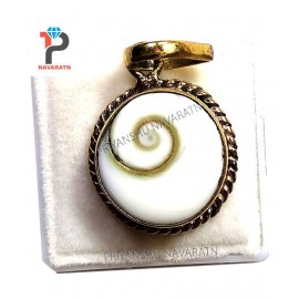 Natural Gomati Chakra Pendant Locket 7.22-8.33 Ratti 6.50-7.50 Carat Panchdhatu Metal Pendant Locket for Men and Women Natural Gomati Chakra Pendant Locket 7.22-8.33 Ratti 6.50-7.50 Carat Panchdhatu Metal Pendant Locket for Men and Women