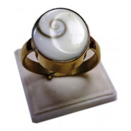 Natural Gomti Chakra Ring 7.22-8.33 Ratti 6.50-7.50 Carat Panchdhatu Metal Adjustable Free Size Ring for Men and Women Natural Gomti Chakra Ring 7.22-8.33 Ratti 6.50-7.50 Carat Panchdhatu Metal Adjustable Free Size Ring for Men and Women