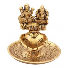 Nishtha Creations Multicolour Aluminium Handicraft Showpiece - Pack of 1