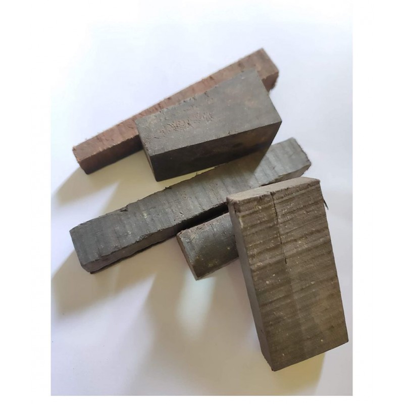 Nutrixia Food Black Agar/काला अगर/AGARWOOD Raw Herbs 100 gm