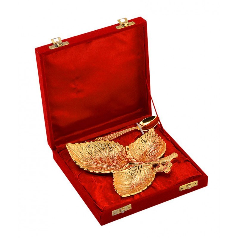 Rangsthali Gold Plated Brass Three Leaves Tray Set (2 Pcs)