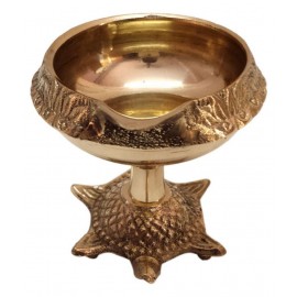 Shriram Traders Brass Designer Diya - Pack of 1