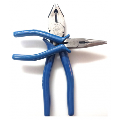THIS SET CONTAINS INSULATED PYE PLIER, INSULATED PYE NOSE PLIER FOR DAILY USE. IT CAN BE USED WITH ANY SHAPE OF MATERIAL AND MAKING GOOD GRIP. IT CAN BE USED WITH UPTO 4000 DC