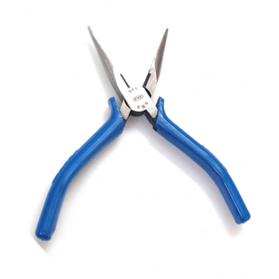 THIS SET CONTAINS INSULATED PYE PLIER, INSULATED PYE NOSE PLIER FOR DAILY USE. IT CAN BE USED WITH ANY SHAPE OF MATERIAL AND MAKING GOOD GRIP. IT CAN BE USED WITH UPTO 4000 DC