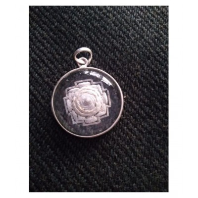 White Clear Quartz Shree Yantra Pendant Natural Agate Stone Pendant