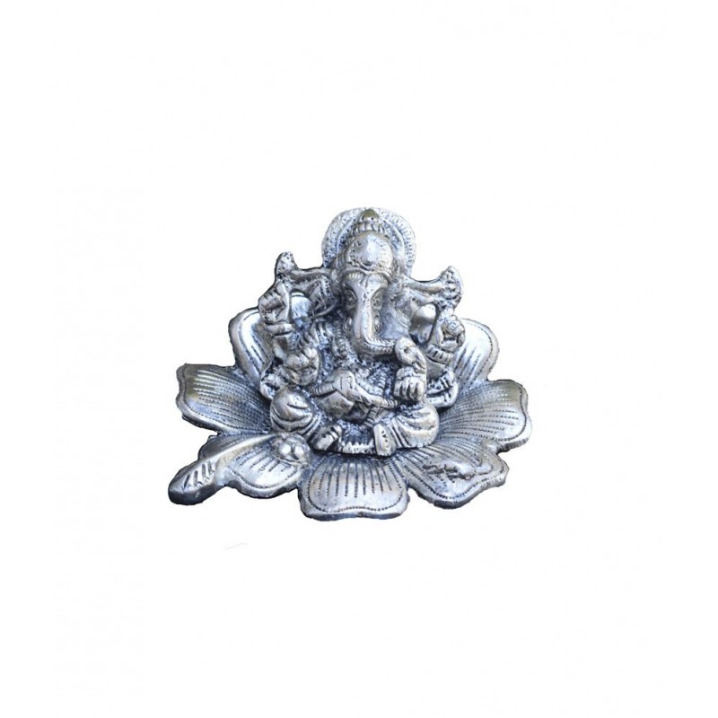 eCraftIndia Lord Ganesha Statue on Flower