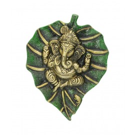eCraftIndia Lord Ganesha on Green Leaf