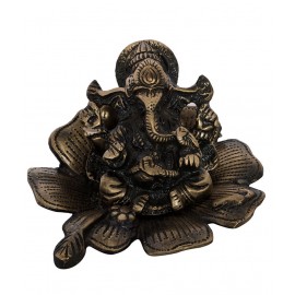 eCraftIndia Metal Lord Ganesha on Flower