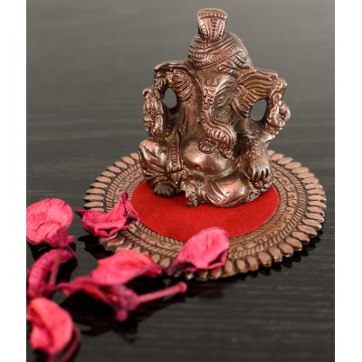 eCraftIndia Metal Pagdi Lord Ganesha on Round Base - Brown