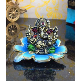 eCraftIndia Multicolour Metal Lord Ganesha Statue On Leaf