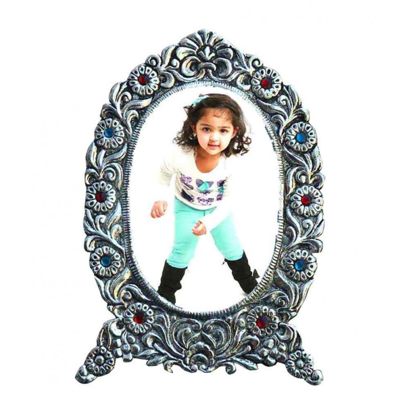 eCraftIndia Silver Metal Splendid Photo Frame